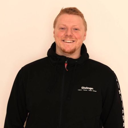 8. Magnus Wulffsberg – Formand tømrer – Email Magnus@gislinge.dk – Tlf. 28147379 8. Magnus Wulffsberg - Formand tømrer - Email Magnus@gislinge.dk - Tlf. 28147379